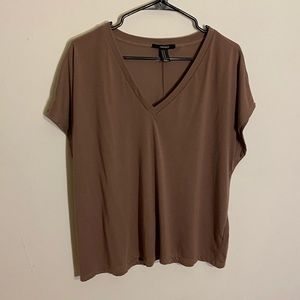 🎄Forever 21 Brown v neck crop top
